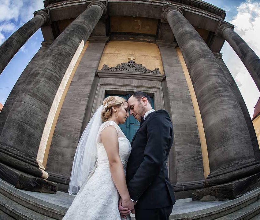 Professional Wedding Photography Capturing Memories in Istanbul: Honeymoon Photos, Videos