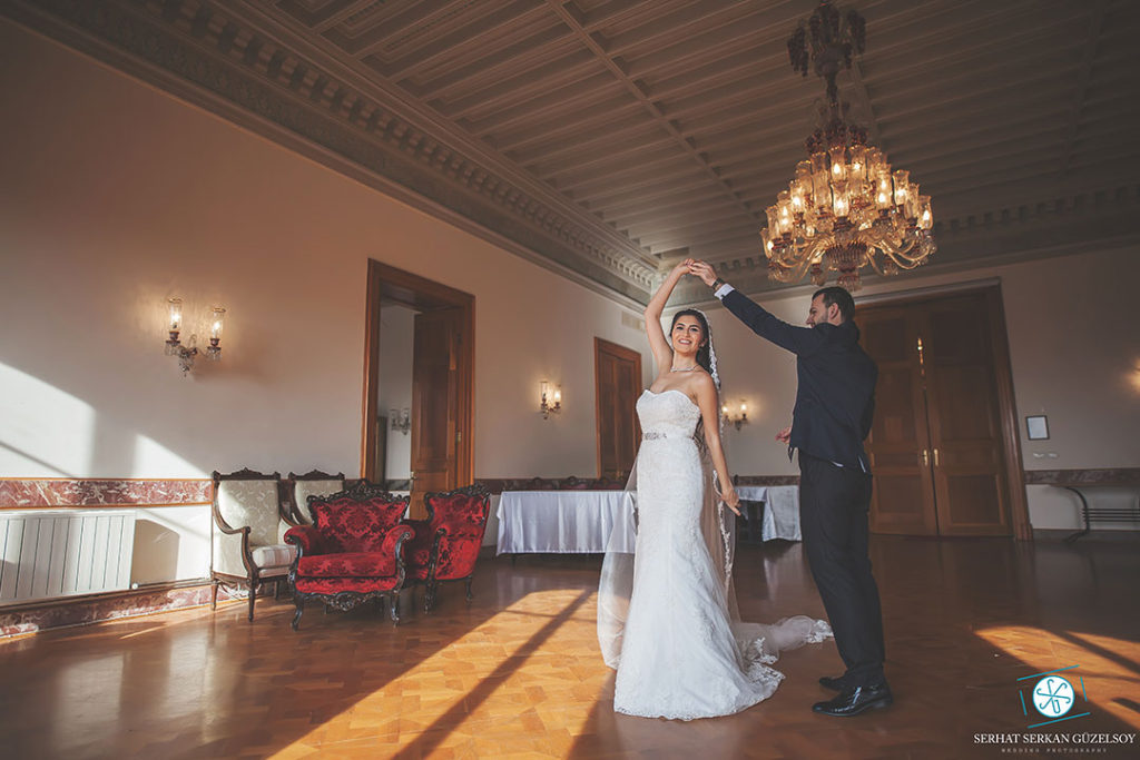 Muhteşem Gelin Çiçekçileri ve Damat Yaka Çiçeği Gelin Çiçekçileri