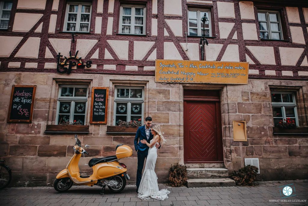 Professional Wedding and Bride Groom Photographs Bride Groom Photographs