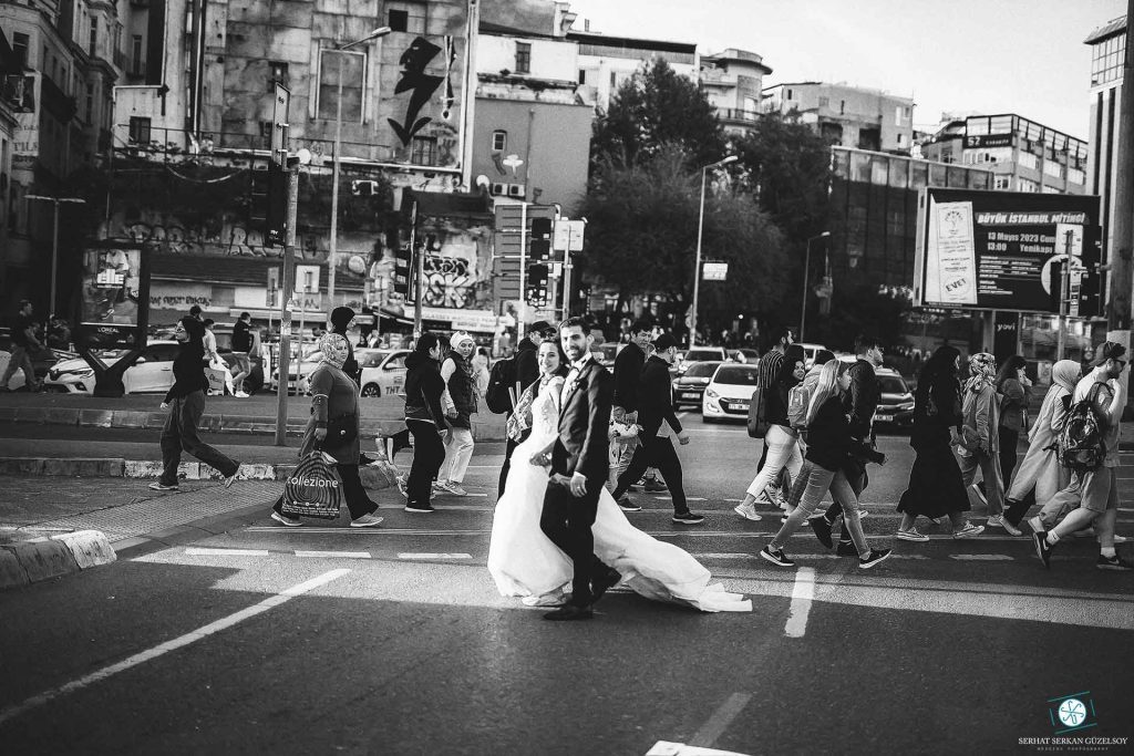 İstanbul'un Sokaklarında Rüya Gibi Bir Düğün Fotoğraf İstanbul Çekimi Düğün Fotoğraf İstanbul