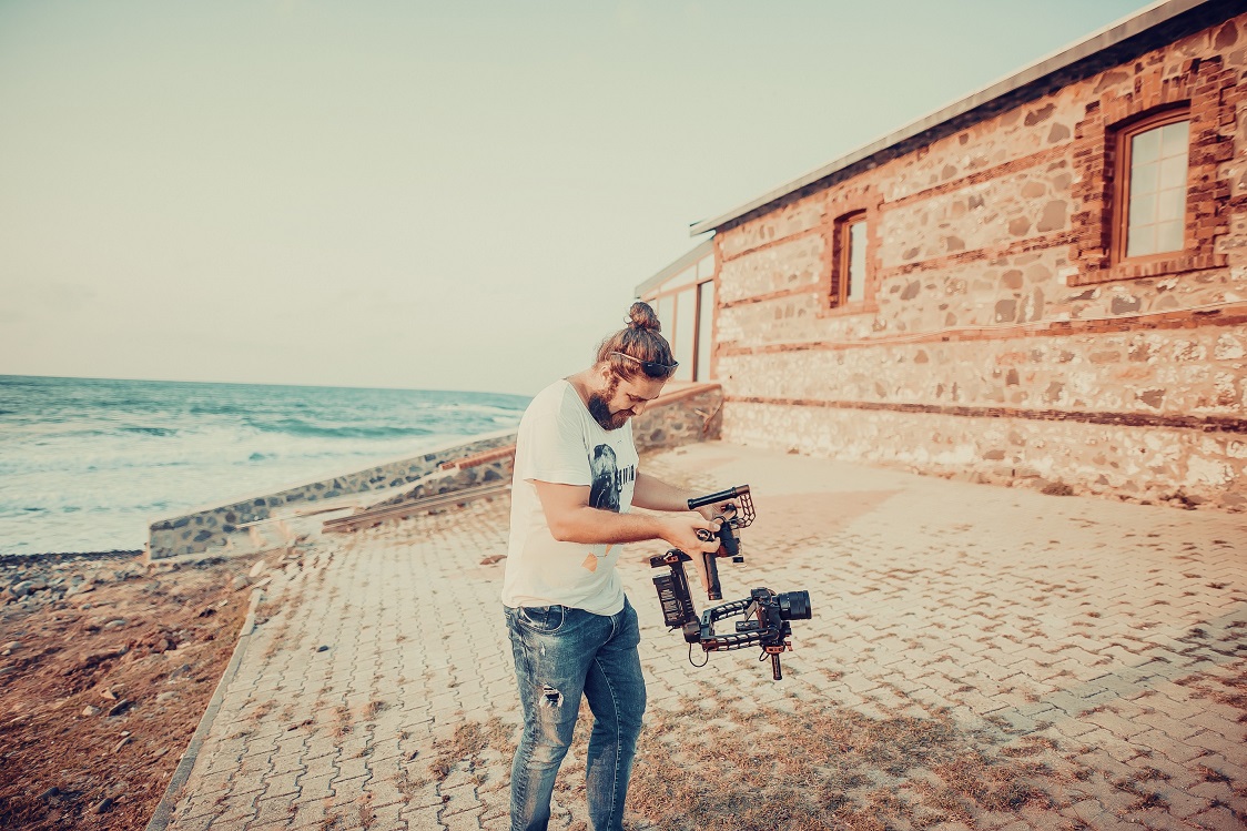 Serhat Serkan Güzelsoy video ve kurgu uzmanlığı