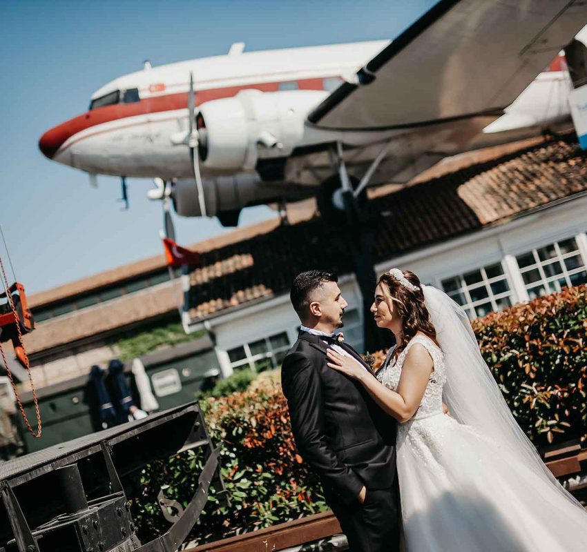 Koç Müzesi’nde Gelin Damat Çekimi: Karakterli ve Özgün Kareler