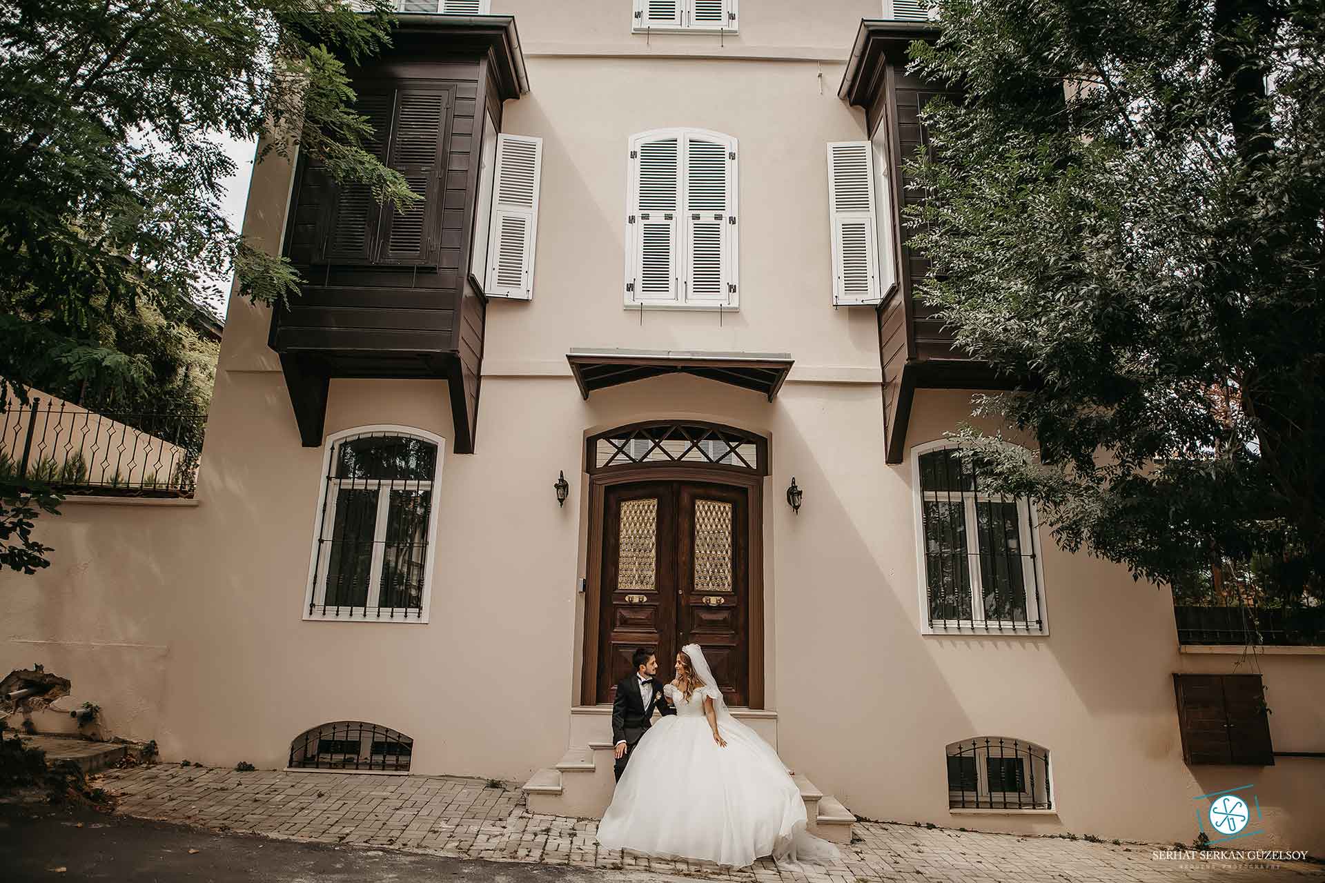 Baltalimanı’nda gelin damat çekimi sade şıklık 9