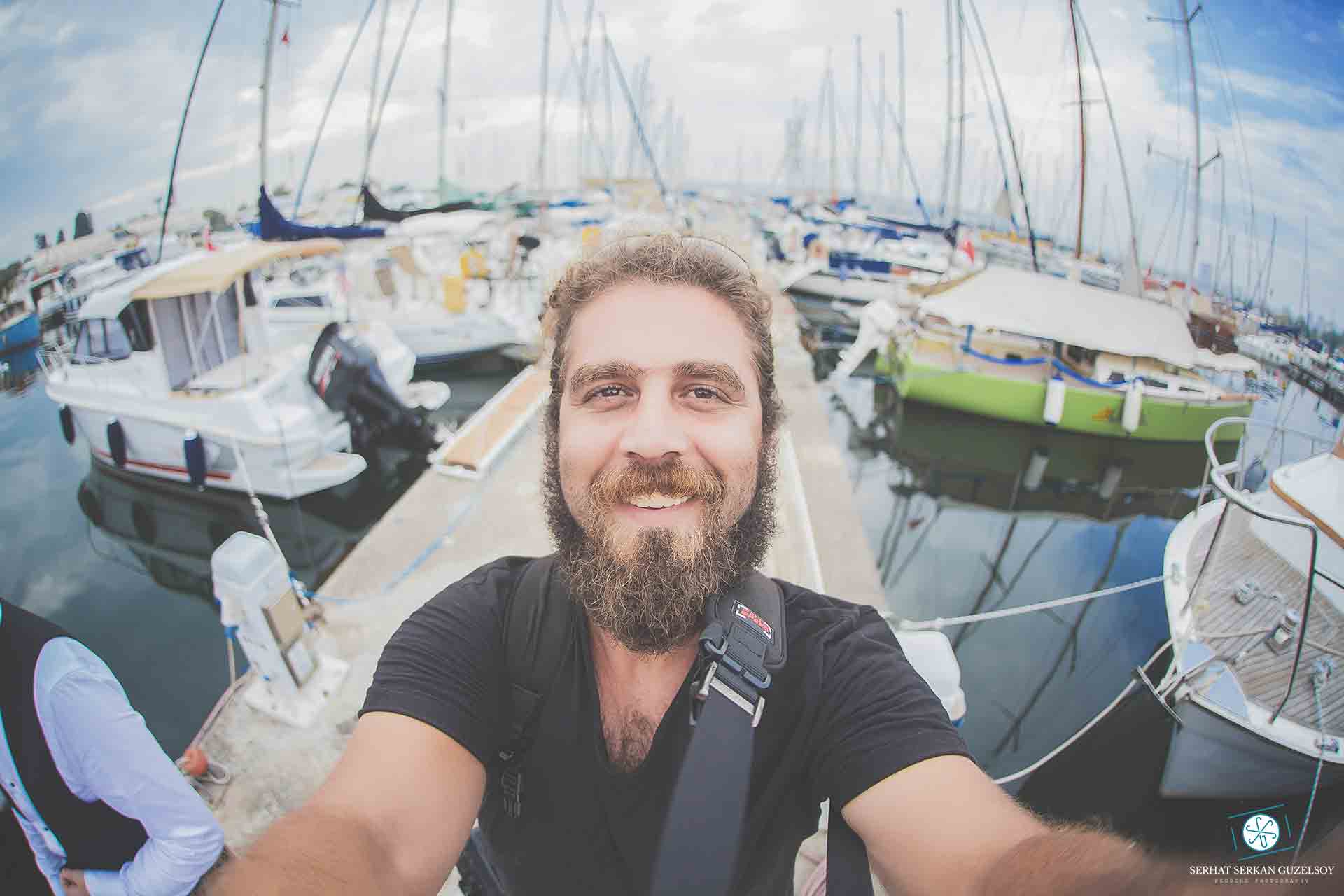 Düğün fotoğrafçısına sorulacak sorular arasında çekim tarzı ve doğal pozlar