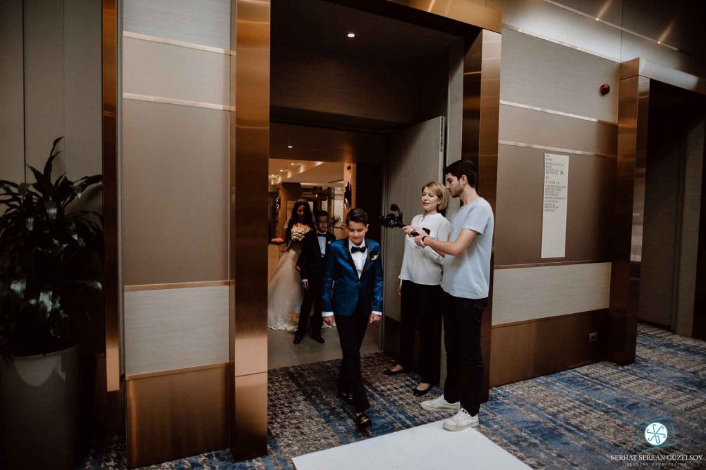 Düğün Gününde Çocuklar