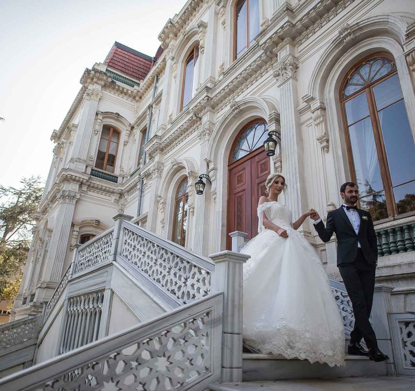 İcadiye Caddesi ve Mahallenin Kalbi