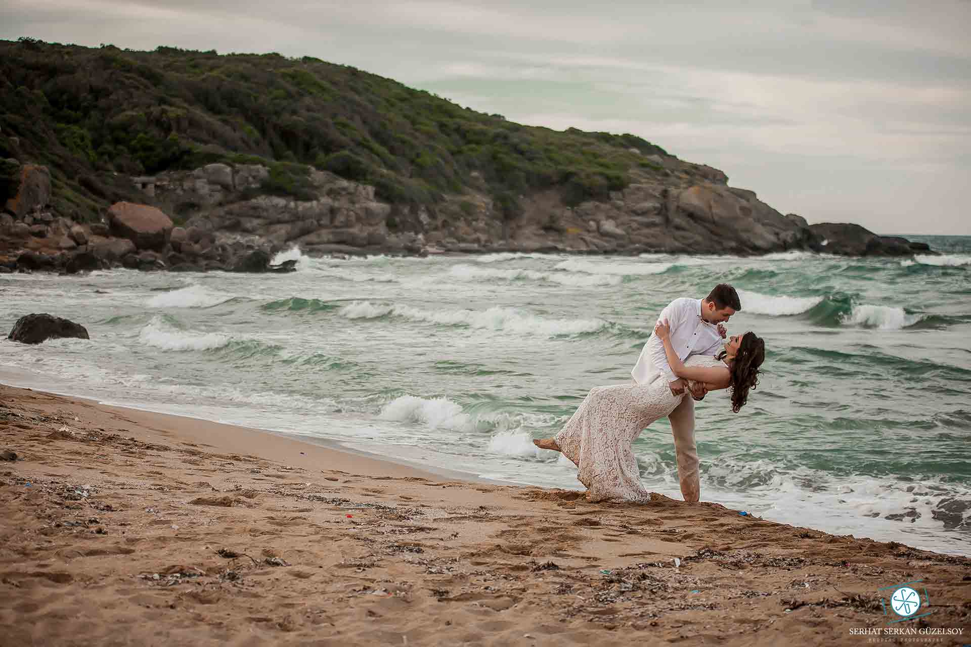 Save the Date çekimi nedir İstanbul gelin damat dış çekim fotoğrafı
