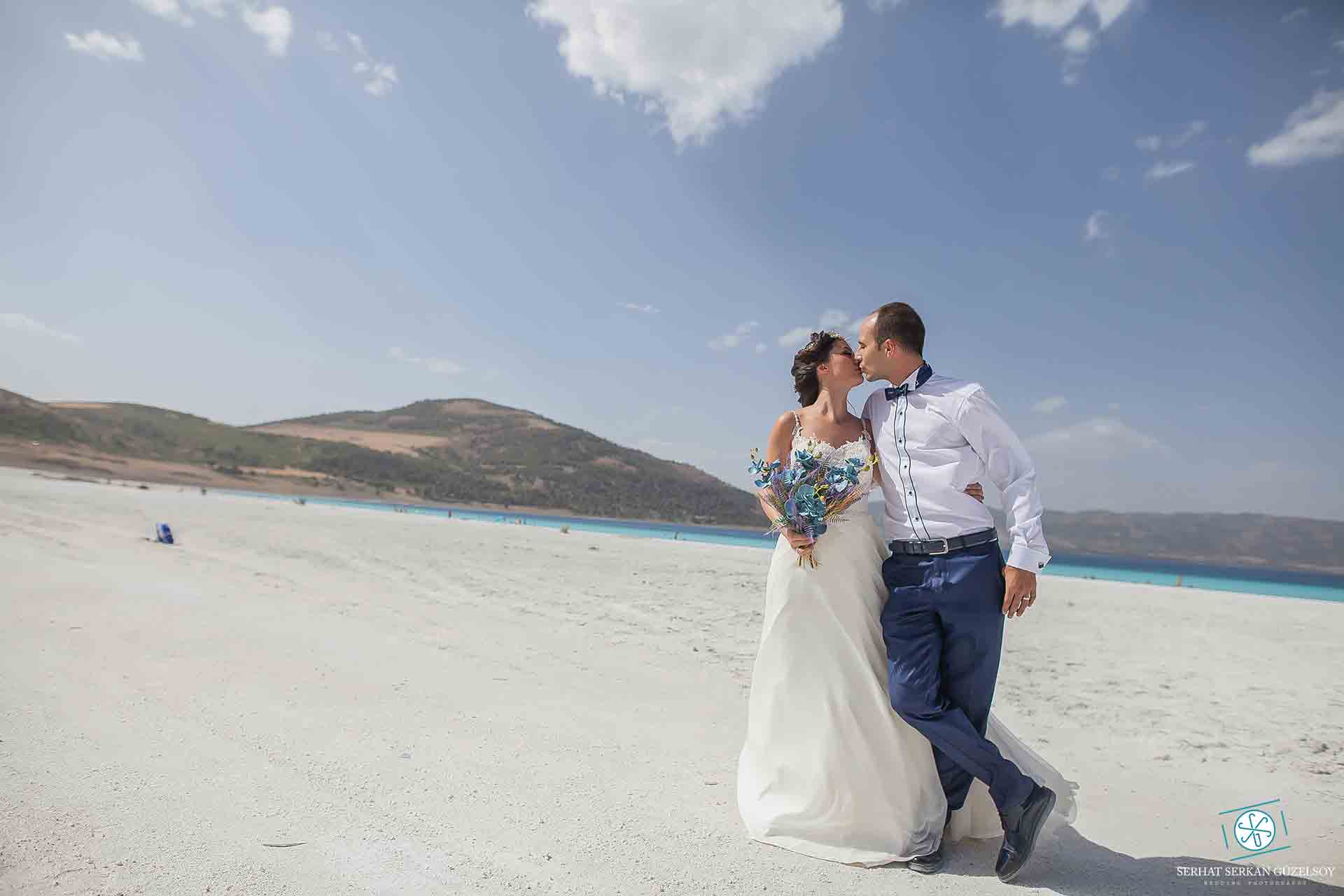 Save the Date çekimi nedir düğün öncesi çift fotoğrafı