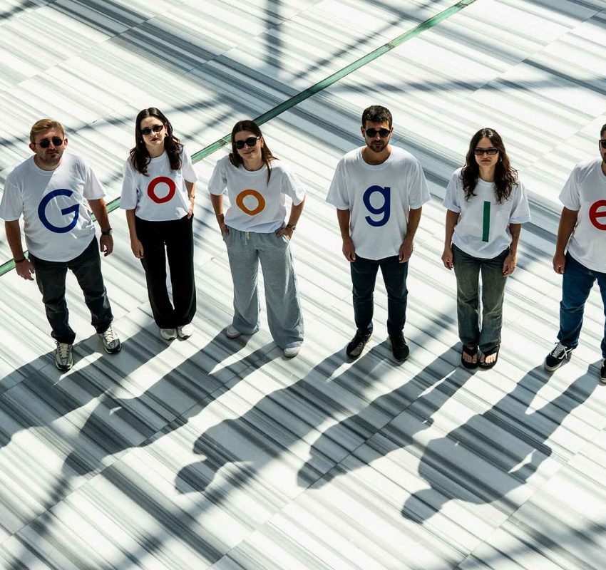 Kurumsal Kimliğinizi Dijitale Taşıyın: Profesyonel Web Sitesi Oluşturma Rehberi